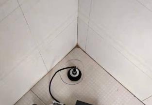 兴宁卫生间漏水维修之 loft 夹层储藏室毗邻暗管渗水哪家好，推荐诚匠小爱修缮